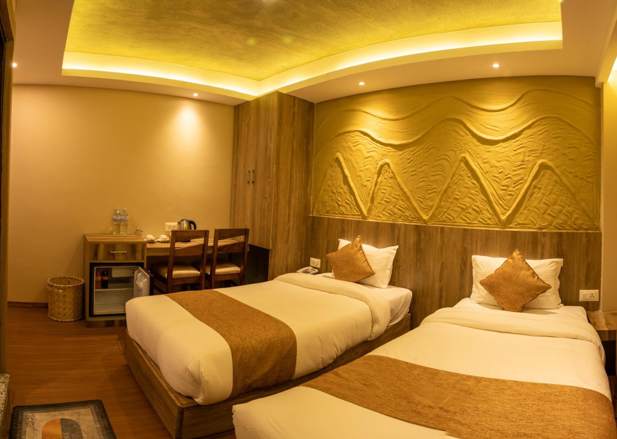 Divya Boutique Inn Катманду Экстерьер фото