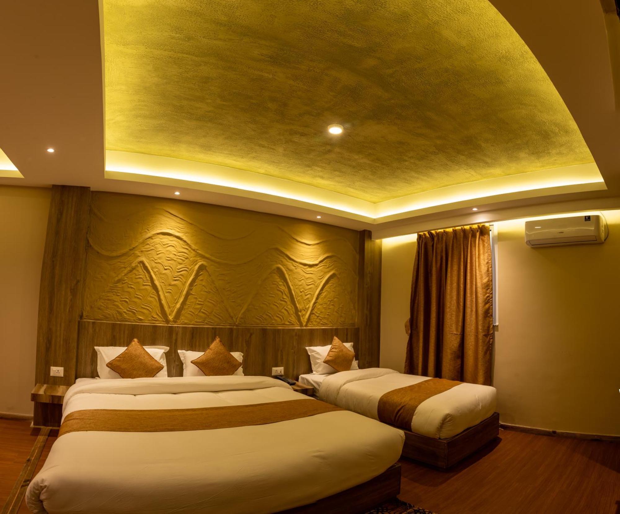 Divya Boutique Inn Катманду Экстерьер фото